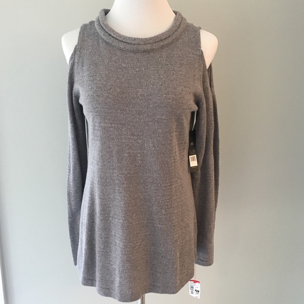 Nic + Zoe gray cold shoulder sweater